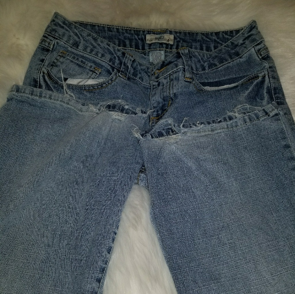 So wear it declare it size 3 preloved jeans